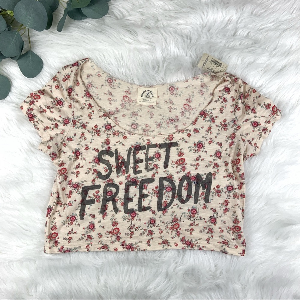American Eagle Floral Crop Top